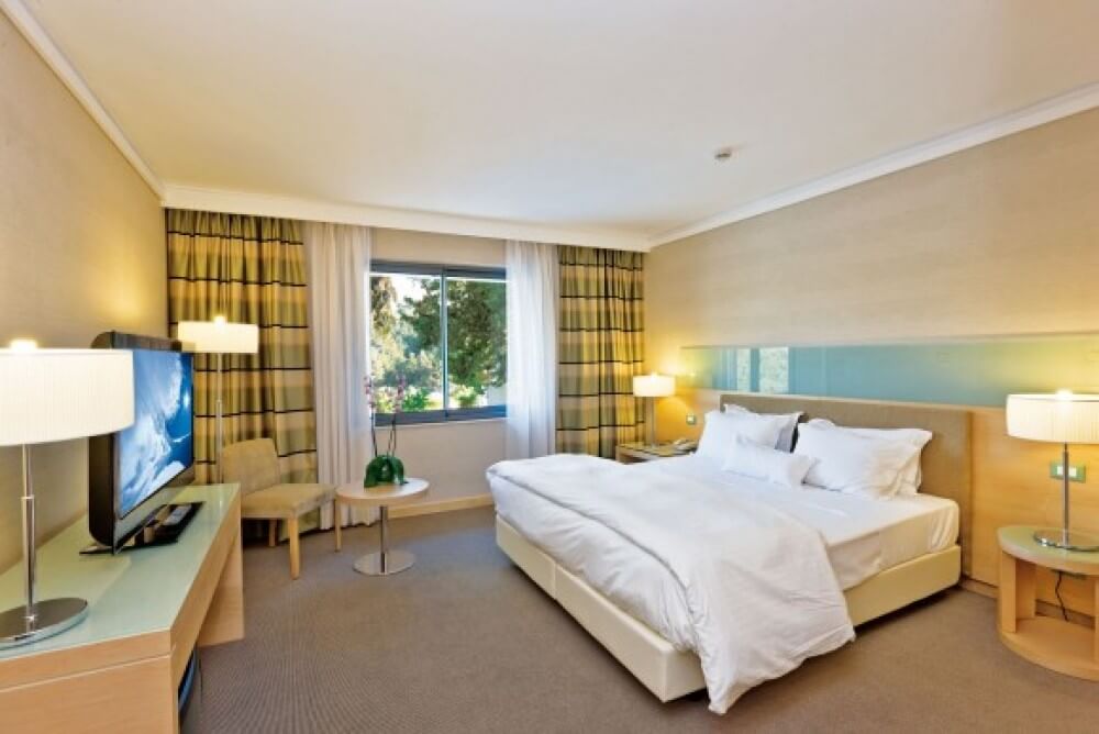 bungalow_8784_3933_789d6531-62bb-40b1-a8c7-fd00e7720368