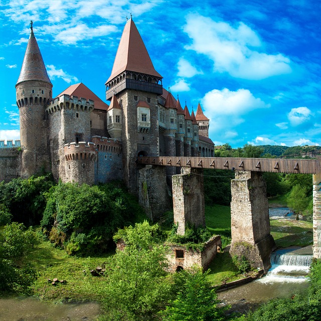 castles-2534343_640