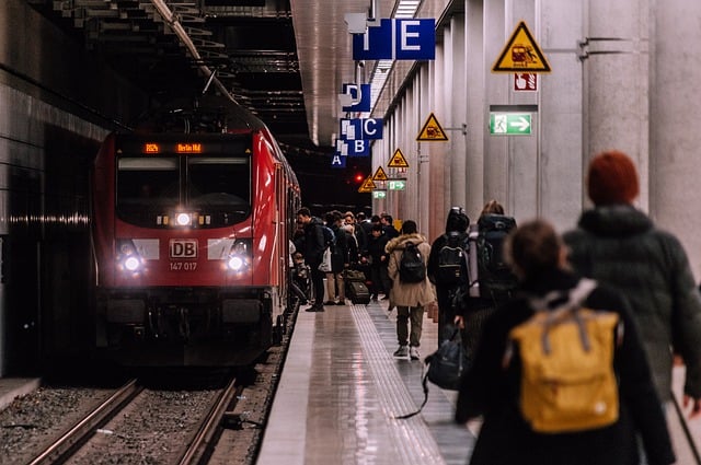 השוואת רכבות מול טיסות לטיול באירופה – יתרונות וחסרונות