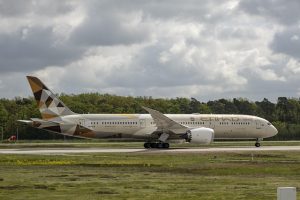 אתיחאד etihad טיסות זולות לאבו דאבי וויז אייר איתיחאד